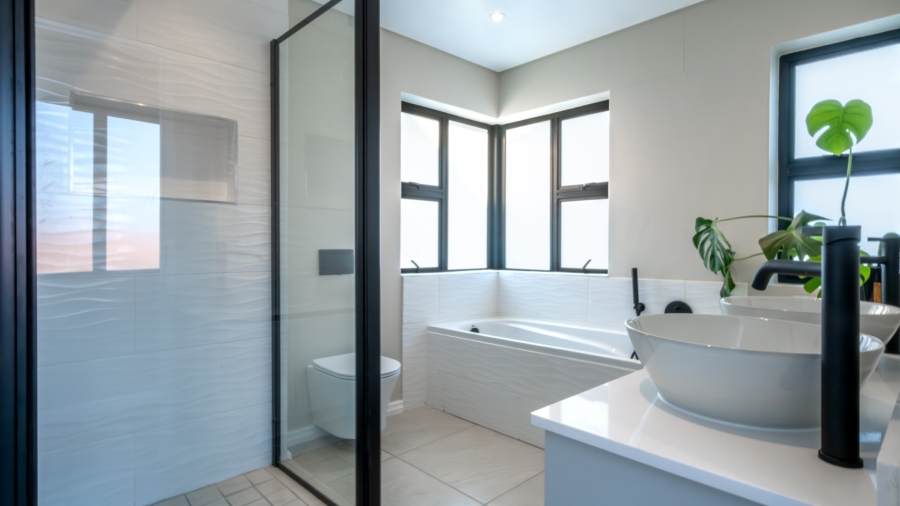 3 Bedroom Property for Sale in Blue Mountain Village Western Cape